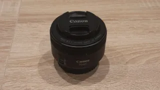 Canon 77D Réflex + Accesorios (Precio negociable)