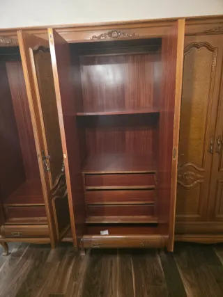 Armario vintage madera 6 puertas