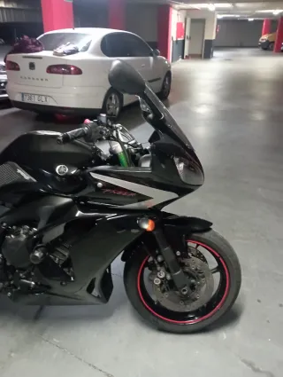 Yamaha FZ6S S2 Negra