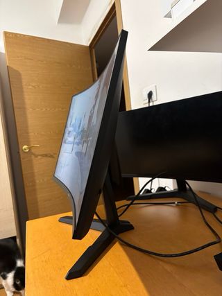 Monitor curvo 27" Koorui