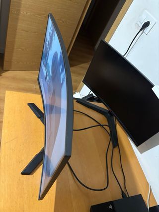 Monitor curvo 27" Koorui