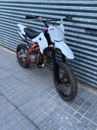 Pitbike 140 casi nueva  Precio negociable