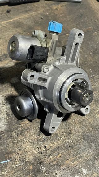 Bomba combustible alta presión Porsche 4.8L