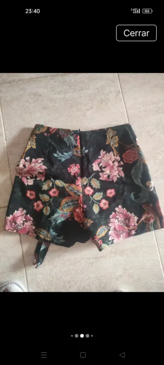 Falda pantalon corta estampada floral