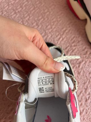 Precio fijo! Zapatillas Adidas Falcon Talla 39