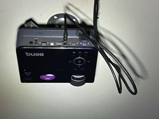 Proyector BenQ 1500 lumenes