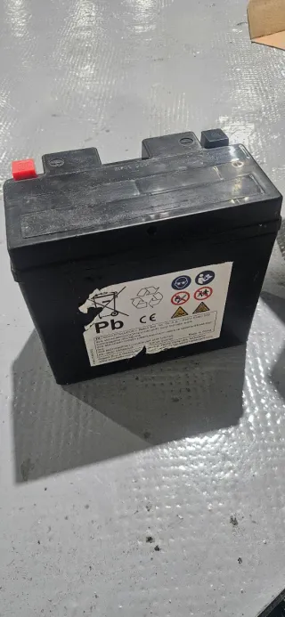 Batería Moto Bosch FA 131 AGM