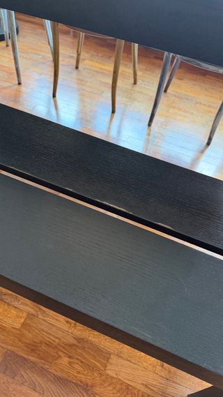 Mesa de comedor grande y banco