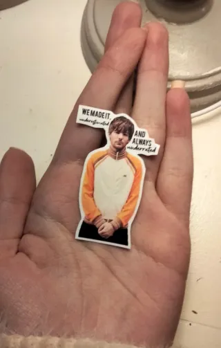 Sticker "Louis Tomilson"