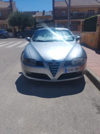 Alfa Romeo GT 2004