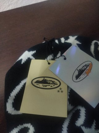 Gorro Corteiz Preto e Branco