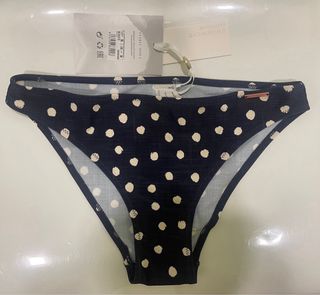 Bikini Ysabel Mora lunares azul marino y blanco