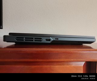 Portátil Lenovo Legion Pro 5 16IRX8 para repuesto