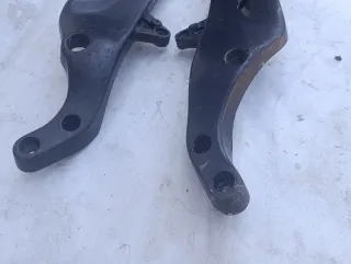Bastidores / Cunas motor Aprilia Pegaso 650 ie 200