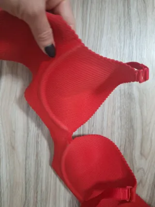 Sujetador push up rojo