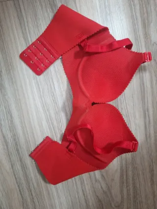 Sujetador push up rojo