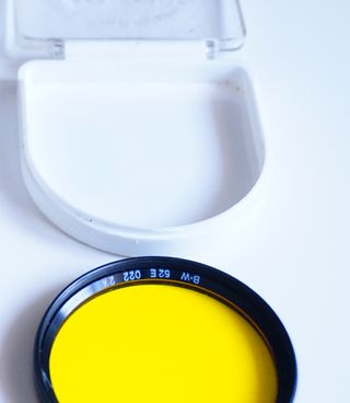 Filtro B+W Amarillo 022 MRC 52mm 2X