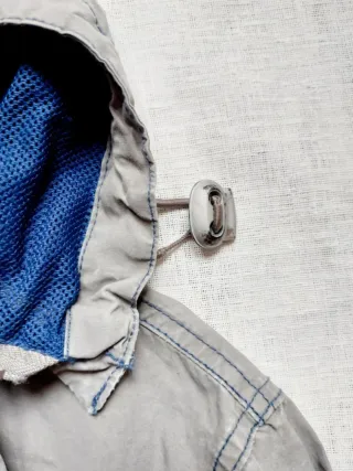 Chaqueta Jack & Jones Gris con Capucha