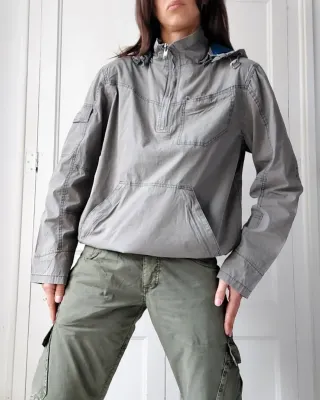 Chaqueta Jack & Jones Gris con Capucha