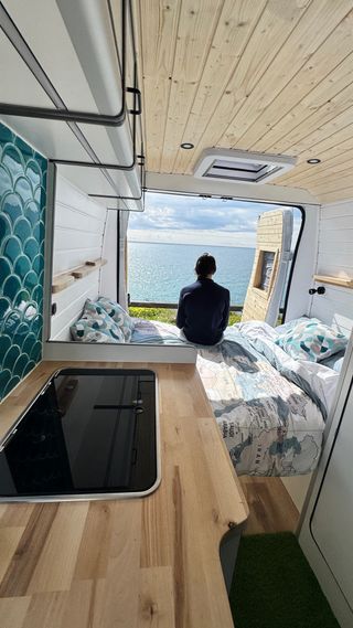 Alquiler de Furgoneta Camper en Malaga