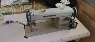 Máquina de coser industrial FOMAX