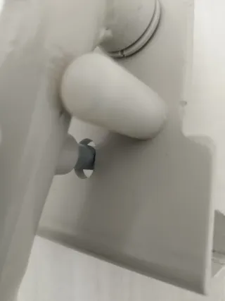 Barandilla de seguridad para cama COMO NUEVA!!!