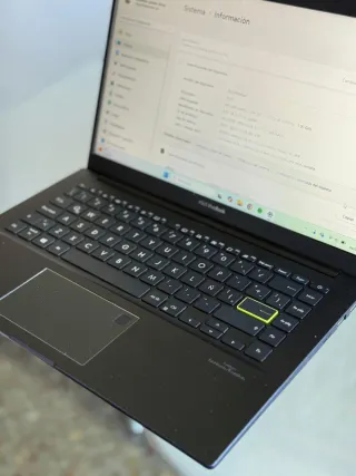 Portátil ASUS Vivobook Negro