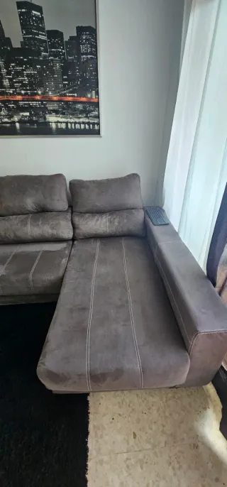 Sofá Chaiselongue Gris Tela antimanchas + alfombra