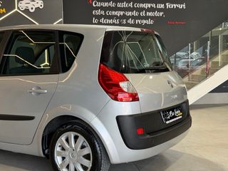 Renault Grand Scenic ¡con 180000km!