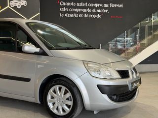 Renault Grand Scenic ¡con 180000km!
