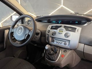 Renault Grand Scenic ¡con 180000km!