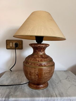 Lámpara de mesa