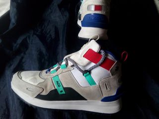 Zapatillas LACOSTE alta gama RUN BREAKER 150€