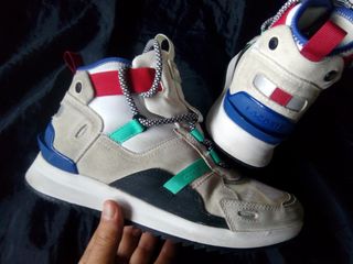 Zapatillas LACOSTE alta gama RUN BREAKER 150€