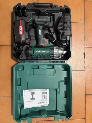 Pistola de impacto Parkside a batería