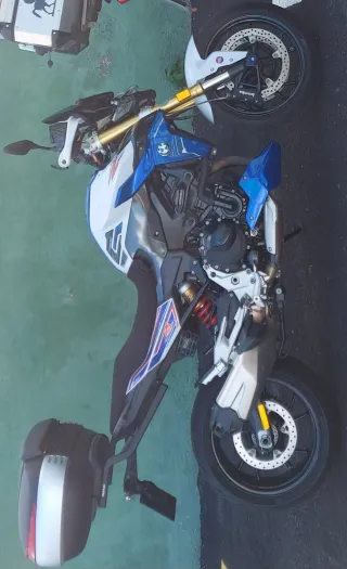 F900R 2023 venta o cambio Z900rs XSR900