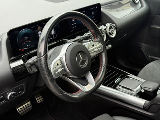 MERCEDES-BENZ GLA GLA 220 D 4MATIC