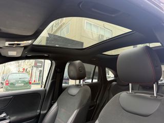 MERCEDES-BENZ GLA GLA 220 D 4MATIC