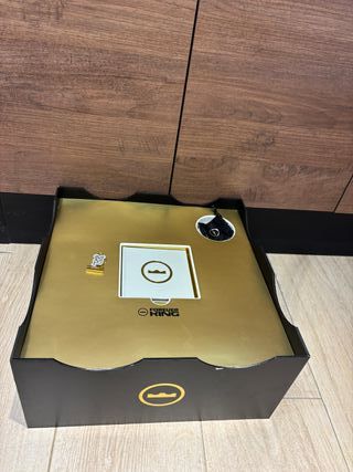 Nike LeBron 23 Honor Society Oro