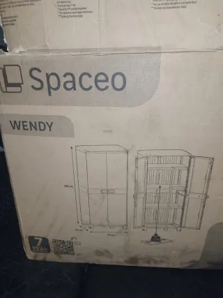 Armario Escobero Polipropileno 2 Puertas