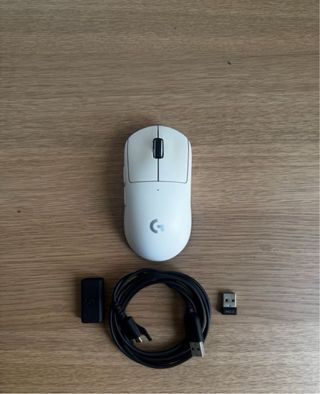 Ratón inalámbrico Logitech blanco