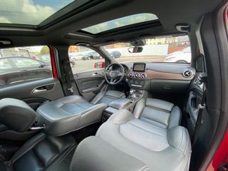 Mercedes B 180 d FULL EQUIP + TECHO + KEYLESS