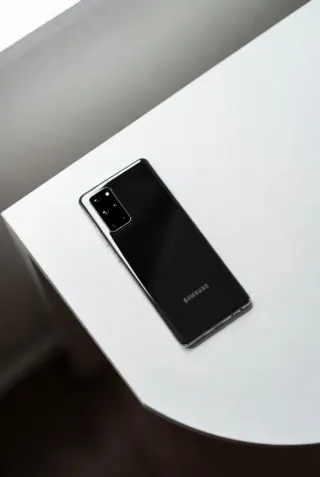 Samsung Galaxy S20 FE 5G (SM-G781B)