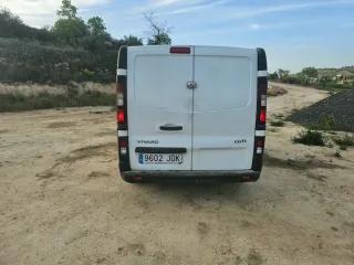 Opel Vivaro 2016
