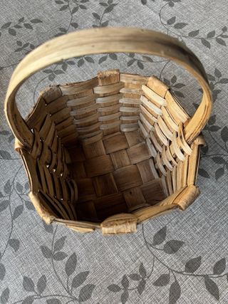 Cesta artesanal mimbre rústica