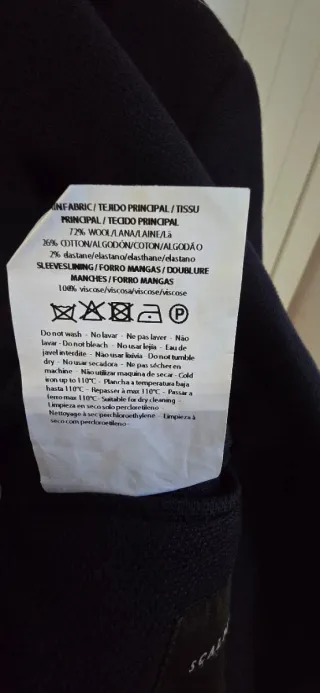 Americana "Scalpers" Talla 48. Nueva con etiqueta.