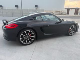 Porsche Cayman 2015