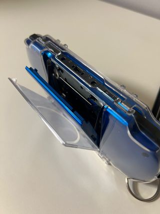 PSP 3000 Azul Electrico + Funda + Cargador + 1GB