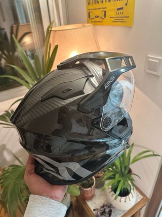 Casco Airoh Commander 2 Carbon Talla S-M
