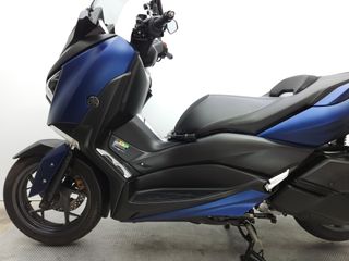 YAMAHA X-MAX 300 2019 19351 kms.